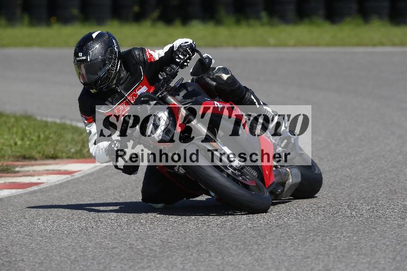 /Archiv-2024/29 12.06.2024 MOTO.CH Track Day ADR/Gruppe gelb/79